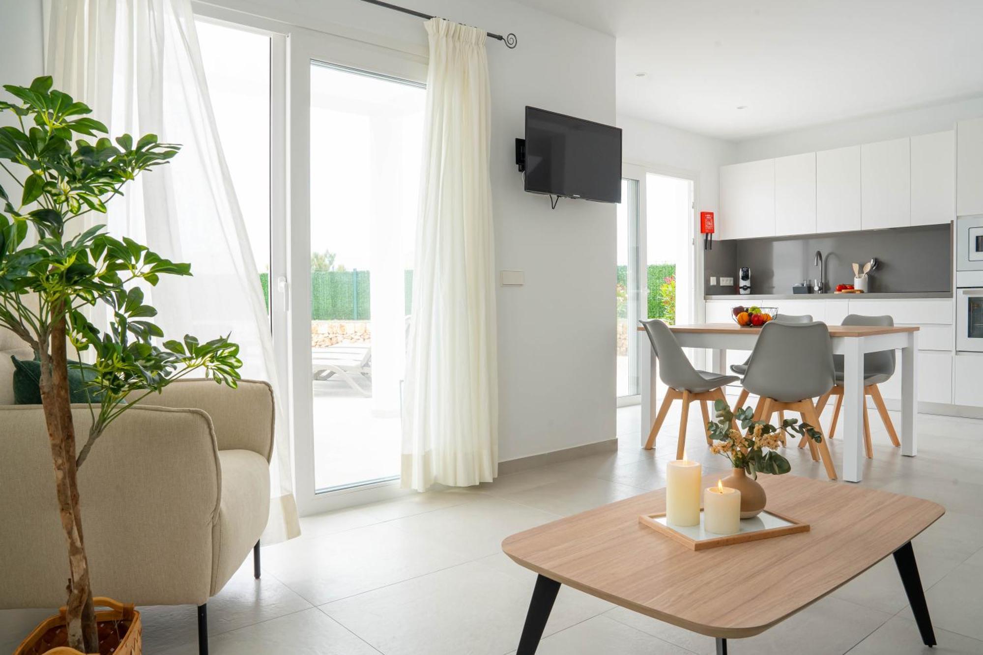 Sagitario Rymar Apartamentos Cala'N Bosch  Exterior photo
